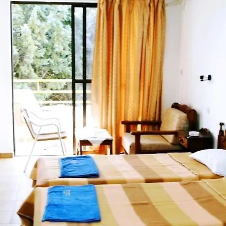 Hotel Gorgona 3*