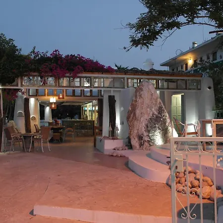 Gorgona Hotel 3*